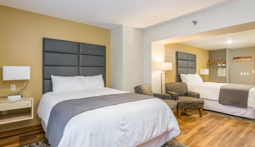 Two Queen Room Main Inn