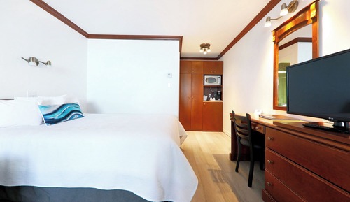 Deluxe Room, 2 Double Beds, Ground Floor