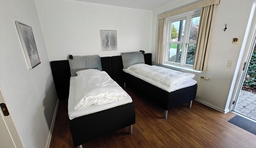 Room, 2 Twin Beds, Mobility Accessible, Private Bathroom