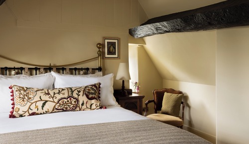 One Bedroom John Baskerville Suite