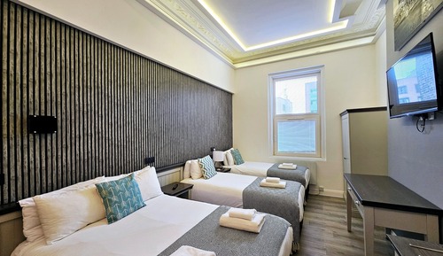 Standard Quadruple Room