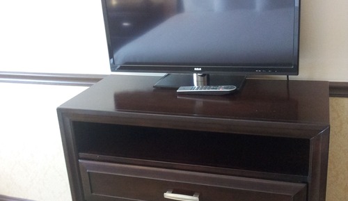 Deluxe Room, 1 King Bed, Non Smoking, Refrigerator & Microwave