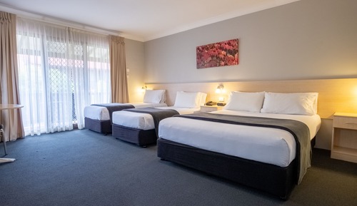 Executive Triple Room