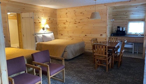 Standard Cabin, Courtyard View