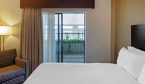 Standard Room, 2 Queen Beds, Refrigerator & Microwave, Pool View