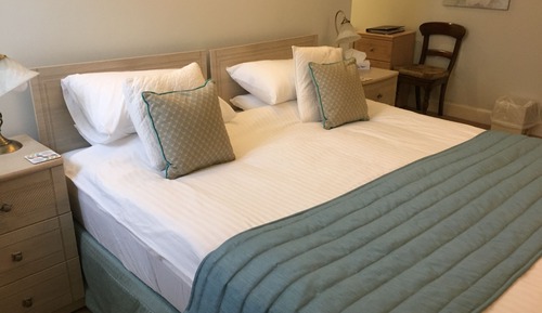 Standard Double or Twin Room, Ensuite, Mountain View