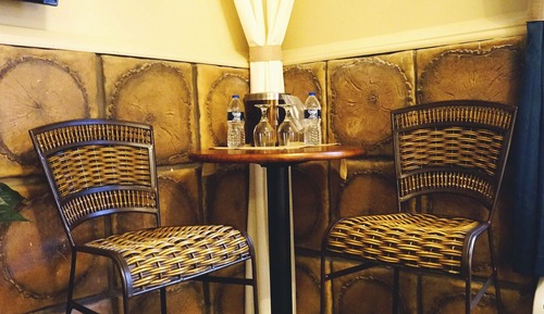 Oasis (1st floor)