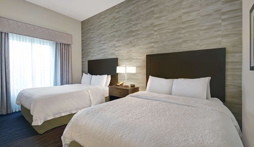 Studio, 2 Queen Beds