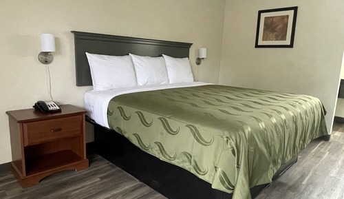 Classic Room, 1 King Bed