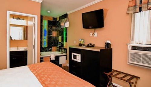 Executive Suite, 1 King Bed, Non Smoking, Jetted Tub