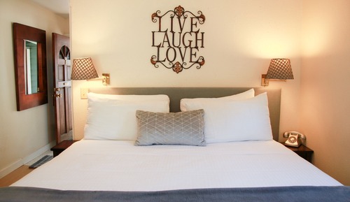 Deluxe Room, 1 King Bed (Room #7)