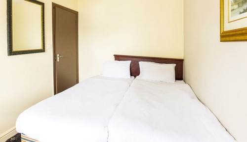 Standard Twin Room, 2 Twin Beds (Shared)