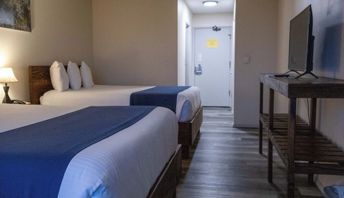 Standard Room, 2 Queen Beds, Dogs Allowed, Ground Floor