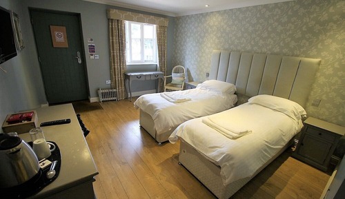 Twin Room, Ensuite