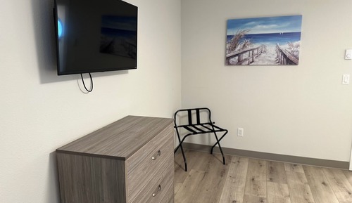 Two Bedroom King Suite (Captain's Quarters)