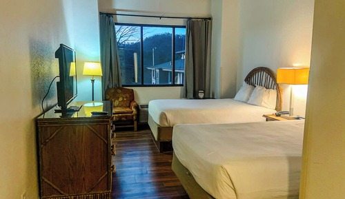 Standard Double Room, 2 Queen Beds