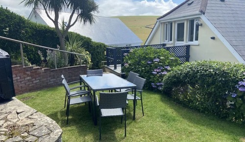 Apartment, Private Bathroom, Beach View (7 MIn Walk To Beach )