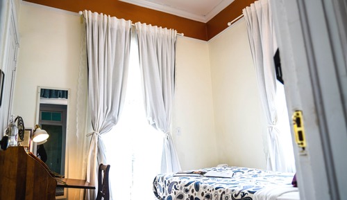 The Screenwriter Room with Shared Bath