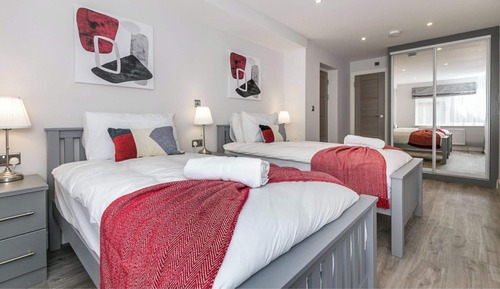 Deluxe Apartment, Ensuite, Garden View (Ground Floor)