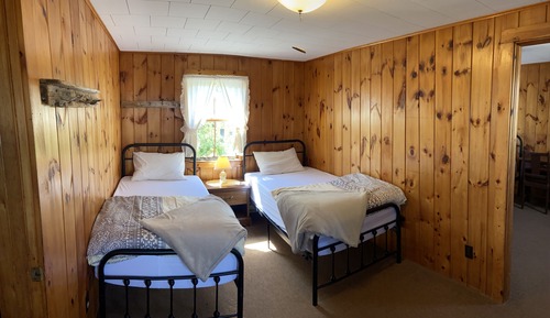 Family Cottage, 2 Queen Beds, Kitchen