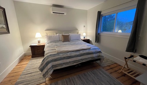 Deluxe Suite, 1 King Bed, Kitchenette