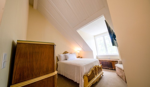 Junior Room