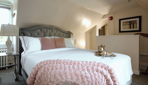 Classic Room, 1 Queen Bed