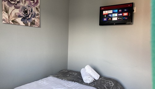 Bungalow, Private Bathroom