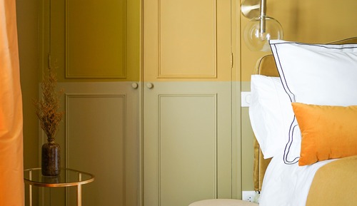 Signature Room, 1 King Bed, Garden View