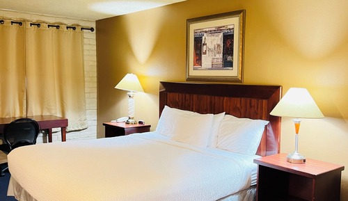 Room, 1 King Bed, Non Smoking
