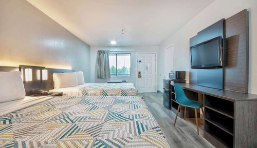 Deluxe Room, 2 Double Beds, Non Smoking