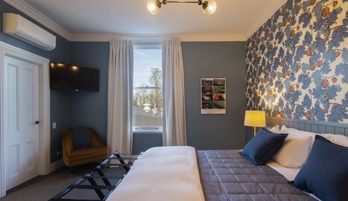 Room 6 Superking Ensuite, Upstairs no lift