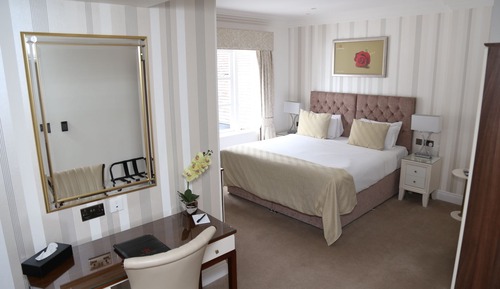 Luxury Room, 1 King Bed