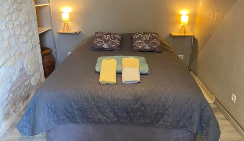 Classic Studio, 1 Queen Bed