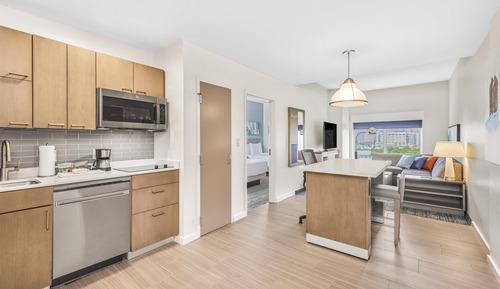 Suite, 1 Bedroom, Kitchen