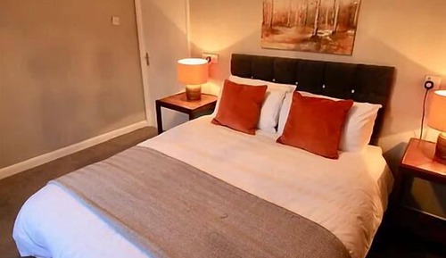 Double Room (Room 3)