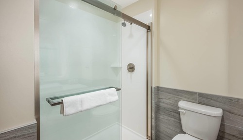 Room, 2 Queen Beds, Non Smoking