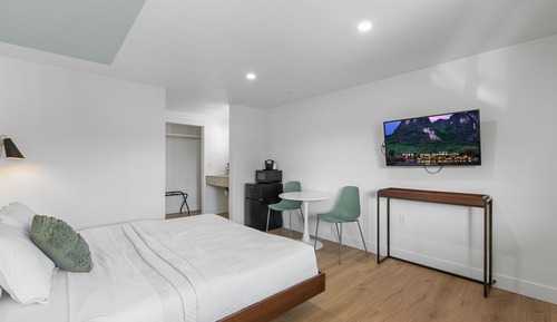 Premium Room, 1 King Bed