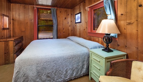 Rustic 3 Bedroom