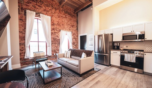 1 Bedroom Suite, Room 6