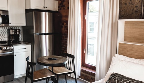 Studio Suite, Top Floor, Room 14
