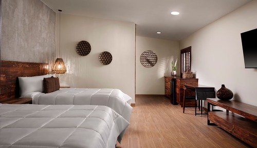 Suite, 2 Queen Beds, Vineyard View