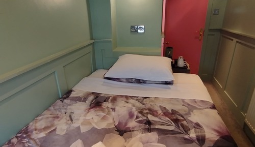 Single Room, 1 Twin Bed