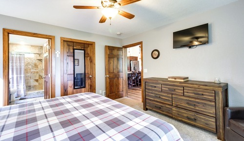 House (2 Bedrooms)