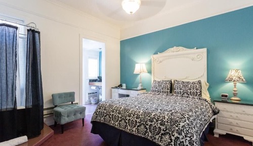 Honeymoon Room