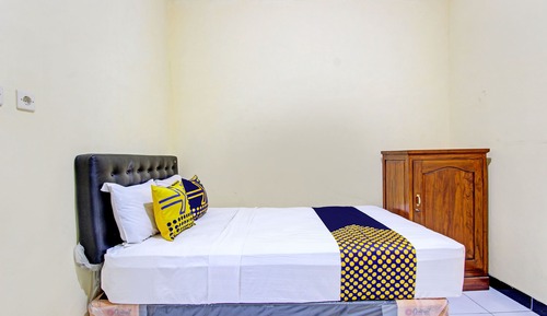 Basic Double Room