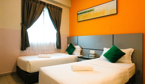 Deluxe Twin Room