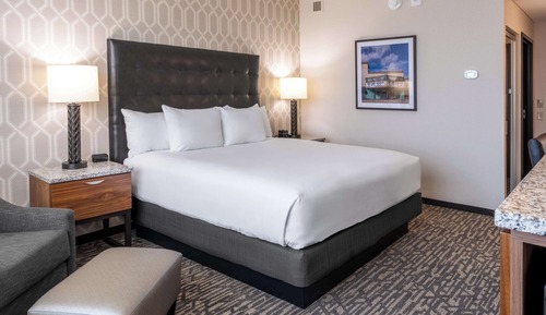Room, 1 King Bed, Hearing Accessible (Hearing Accessible)