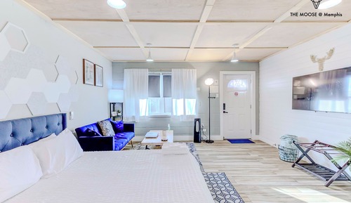 Executive Studio Suite, 1 King Bed with Sofa bed, Non Smoking, Ground Floor