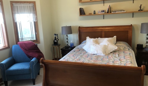 Basic Double Room, 1 Queen Bed, Ensuite, Mountain View